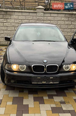 Седан BMW 5 Series 2001 в Виноградові