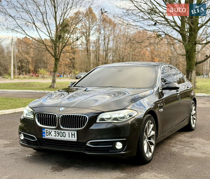 Седан BMW 5 Series 2014 в Рівному