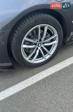 Седан BMW 5 Series 2017 в 