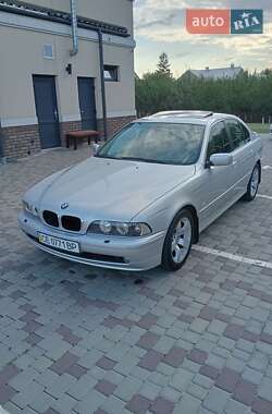 Седан BMW 5 Series 2003 в Черновцах