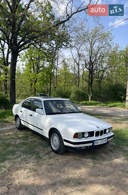 Седан BMW 5 Series 1991 в Миколаєві