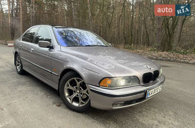 Седан BMW 5 Series 1997 в Киеве