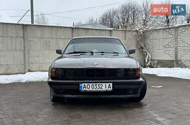 Седан BMW 5 Series 1988 в Стрию