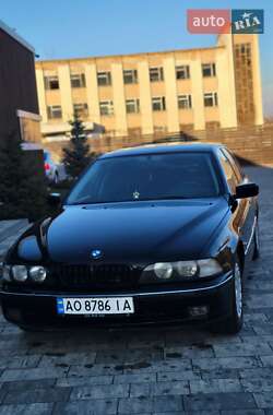 Седан BMW 5 Series 1999 в Тячеві