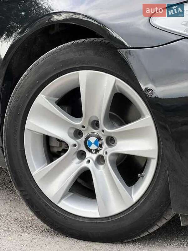 Седан BMW 5 Series 2012 в Запоріжжі
