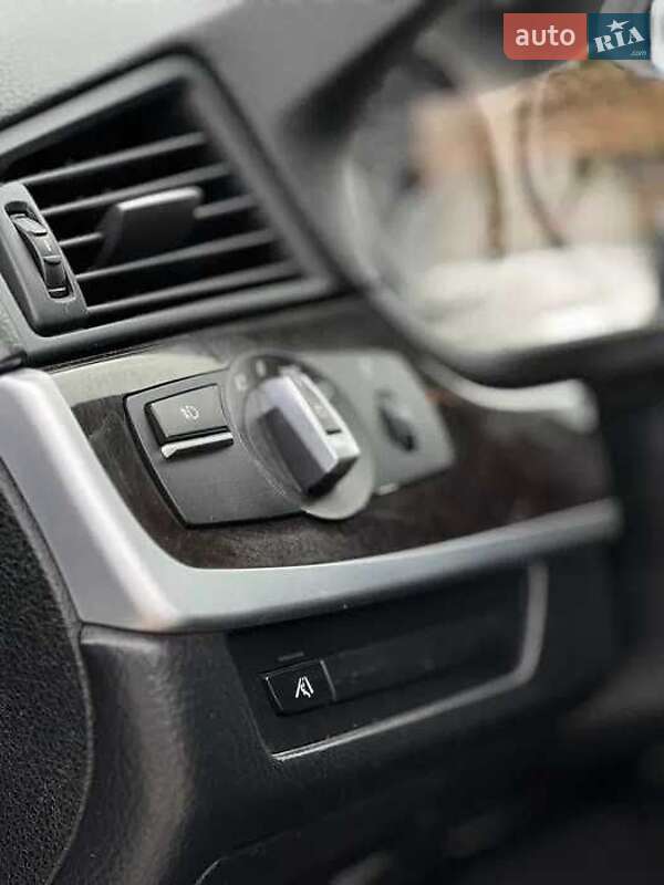 Седан BMW 5 Series 2012 в Запоріжжі