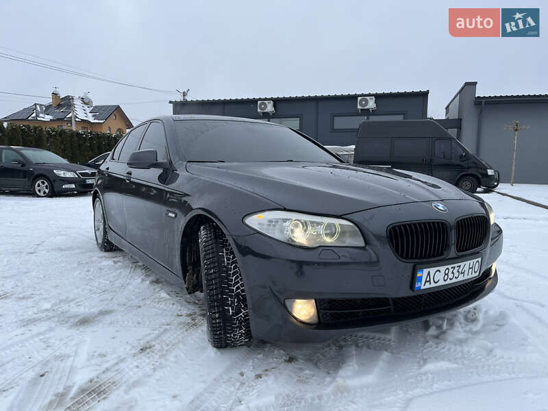 Седан BMW 5 Series 2011 в Луцке