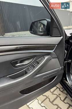 Седан BMW 5 Series 2010 в 