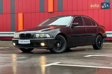 Седан BMW 5 Series 2002 в Киеве