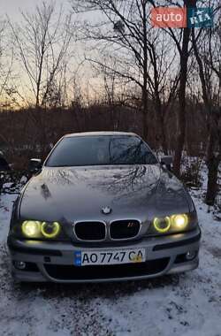 Седан BMW 5 Series 2003 в Хусті