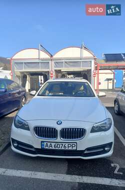 Седан BMW 5 Series 2015 в Львові