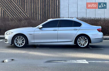 Седан BMW 5 Series 2015 в 