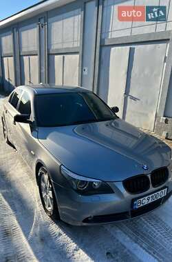 Седан BMW 5 Series 2004 в Дрогобичі