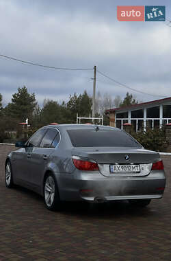 Седан BMW 5 Series 2004 в Олевске