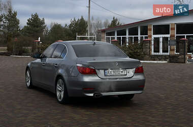 Седан BMW 5 Series 2004 в Олевске