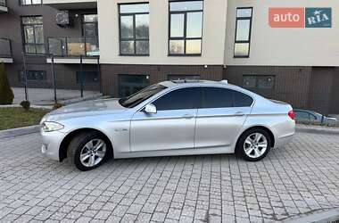 Седан BMW 5 Series 2013 в 