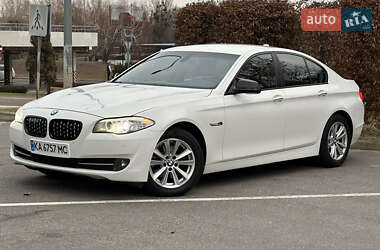 Седан BMW 5 Series 2010 в 