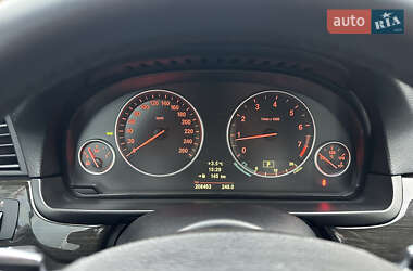 Седан BMW 5 Series 2010 в 
