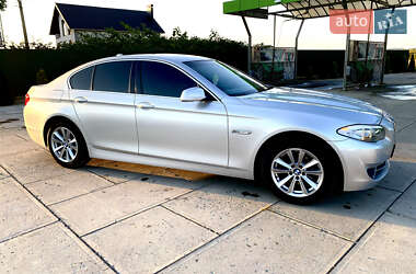 Седан BMW 5 Series 2011 в Хусте