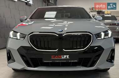 Седан BMW 5 Series 2023 в Тернополе