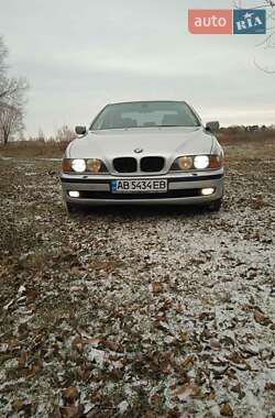 Седан BMW 5 Series 1999 в Гнівані