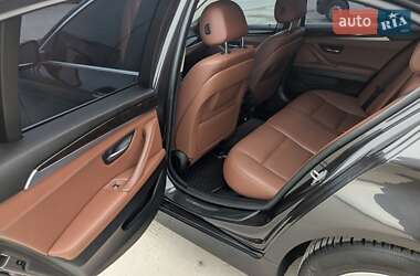 Седан BMW 5 Series 2013 в Черновцах