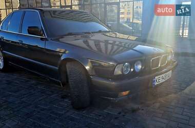 Седан BMW 5 Series 1991 в Дніпрі