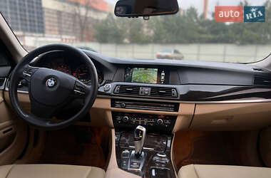 Седан BMW 5 Series 2013 в 