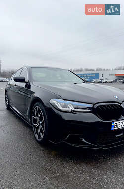 Седан BMW 5 Series 2017 в Ужгороді