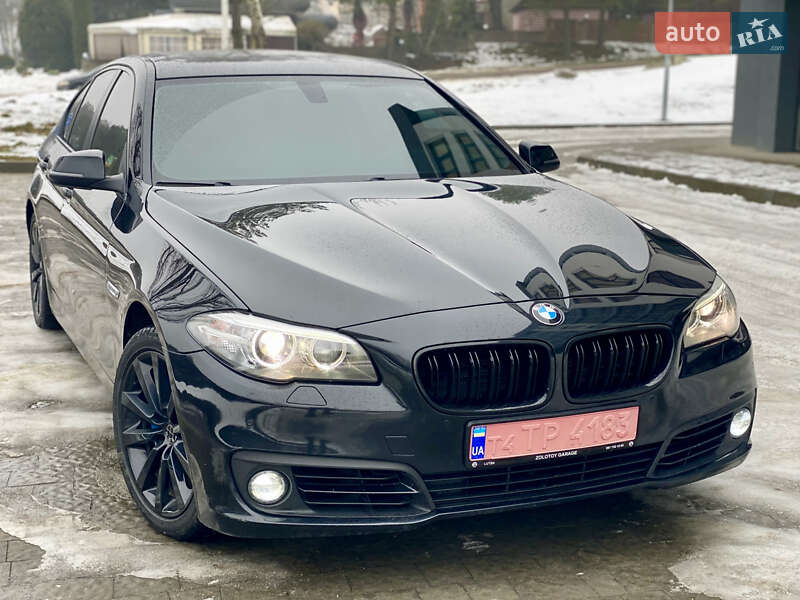 Седан BMW 5 Series 2015 в Новояворівську