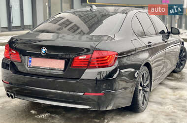 Седан BMW 5 Series 2015 в Новояворівську