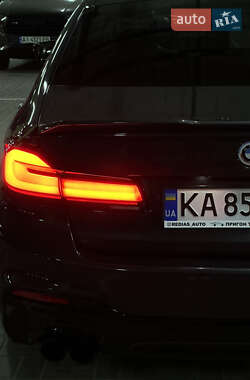 Седан BMW 5 Series 2017 в Киеве