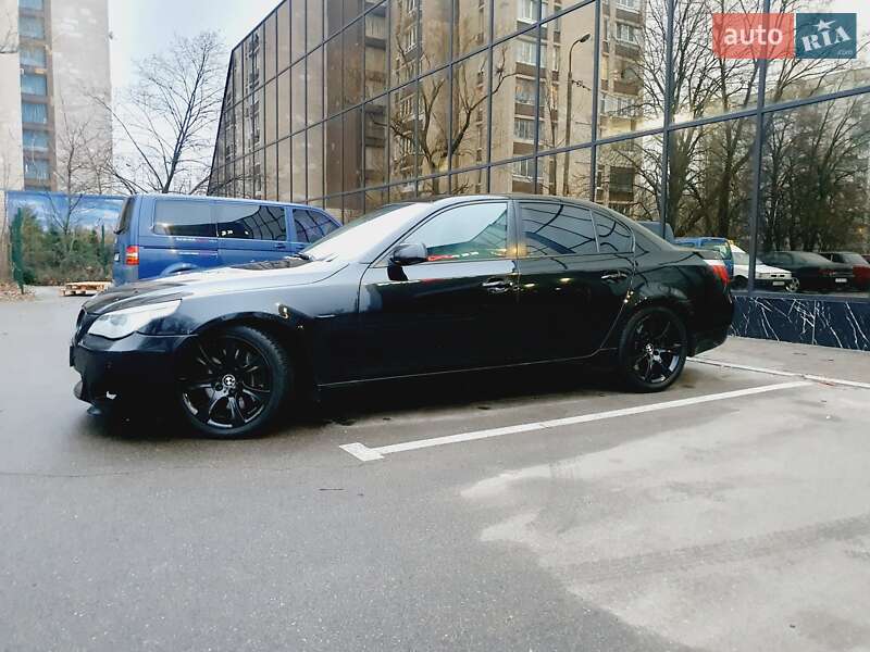BMW 5 Series 2004