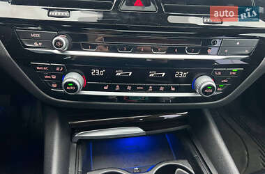 Седан BMW 5 Series 2017 в 