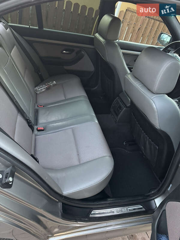 Седан BMW 5 Series 2002 в Иршаве