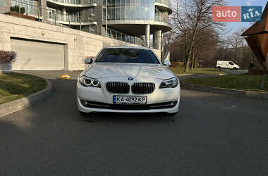 Седан BMW 5 Series 2012 в 