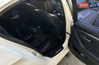 Седан BMW 5 Series 2012 в 