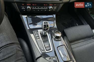 Седан BMW 5 Series 2012 в 