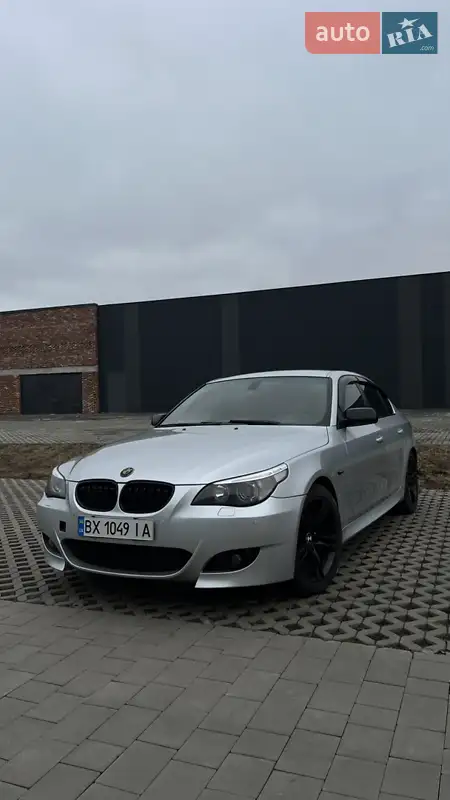 Седан BMW 5 Series 2005 в 