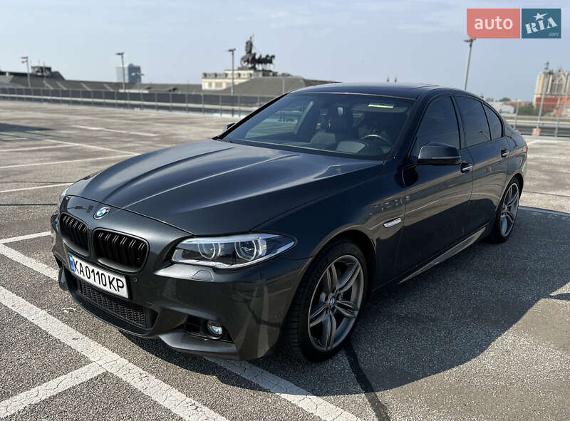 Седан BMW 5 Series 2013 в 