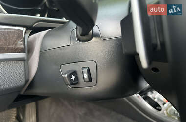 Седан BMW 5 Series 2013 в 