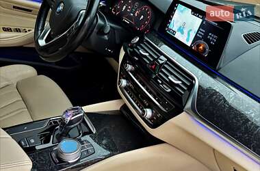 Седан BMW 5 Series 2017 в Дніпрі