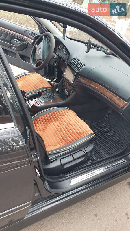 Седан BMW 5 Series 2003 в Біляївці