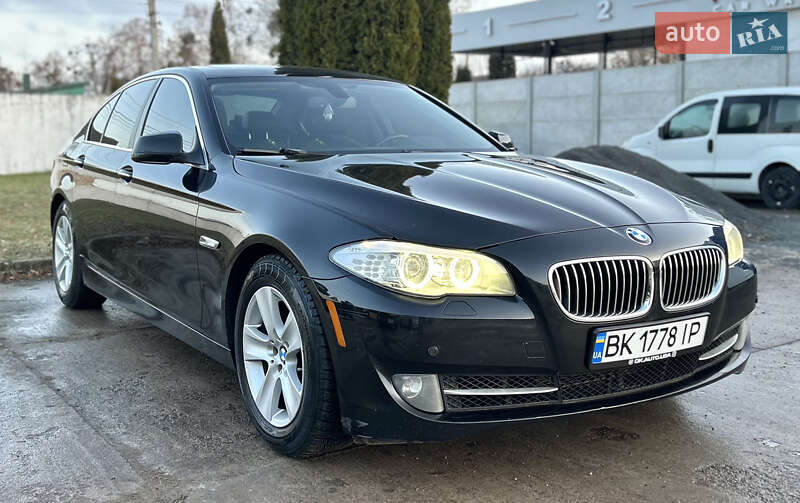 Седан BMW 5 Series 2012 в Ровно