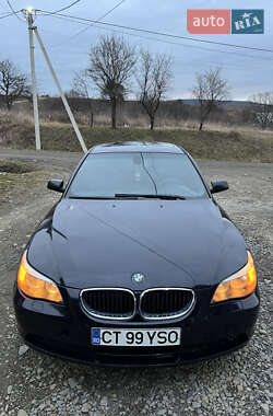 Седан BMW 5 Series 2005 в Перечине