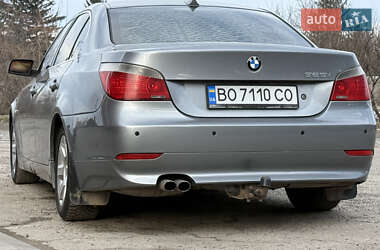 Седан BMW 5 Series 2004 в Кременце