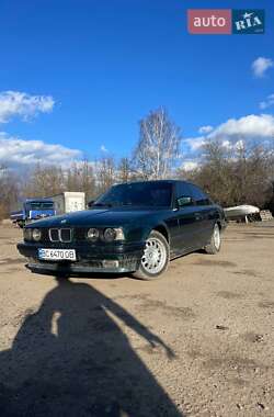 Седан BMW 5 Series 1992 в Львові