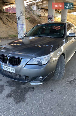 Седан BMW 5 Series 2004 в Одессе