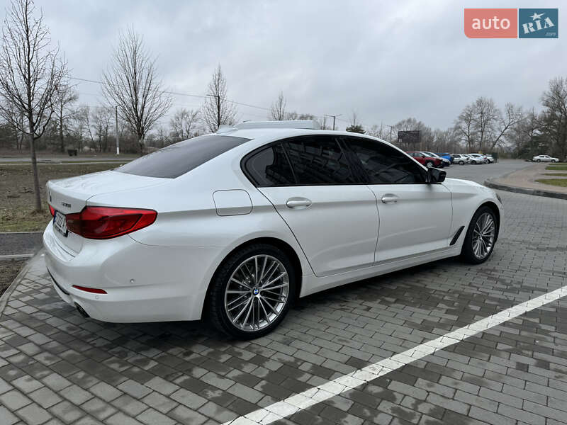 Седан BMW 5 Series 2019 в Киеве фото 8 Седан BMW 5 Series 2019 в Киеве