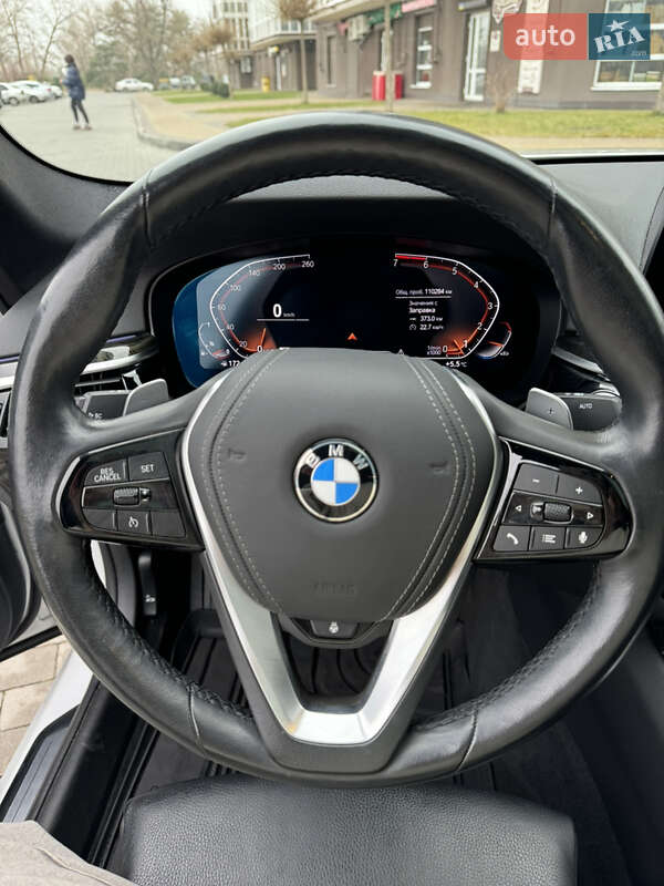 Седан BMW 5 Series 2019 в Киеве фото 28 Седан BMW 5 Series 2019 в Киеве